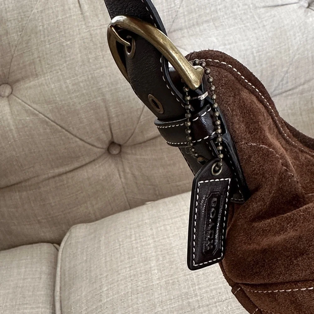 Coach elegant brown